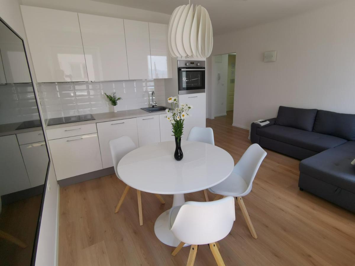 Marina Rijeka Center apartments Bagian luar foto